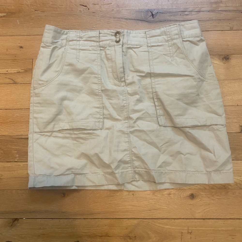 Ann Taylor Loft Khaki Button Up Skirt ⭐️ - Picture 2 of 5